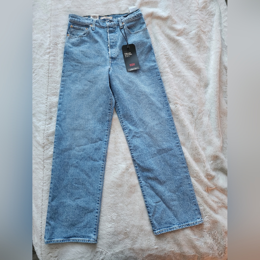Levi's Ribcage Straight Ankle Jeans